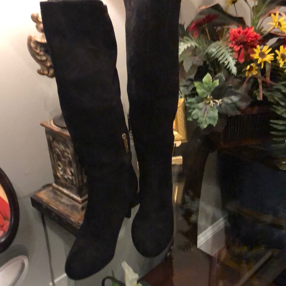 BCBGeneration knee high boots. EUC